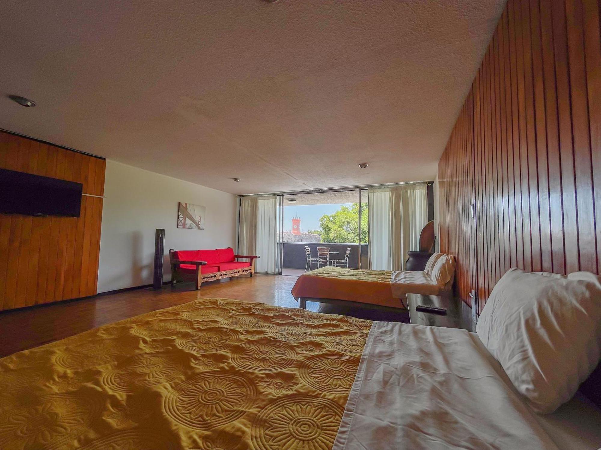 Suites Las Plazas Cuernavaca Zewnętrze zdjęcie